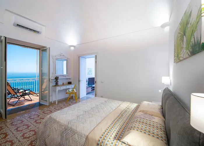 Your Home In The Heart Of Positano - Centralissima